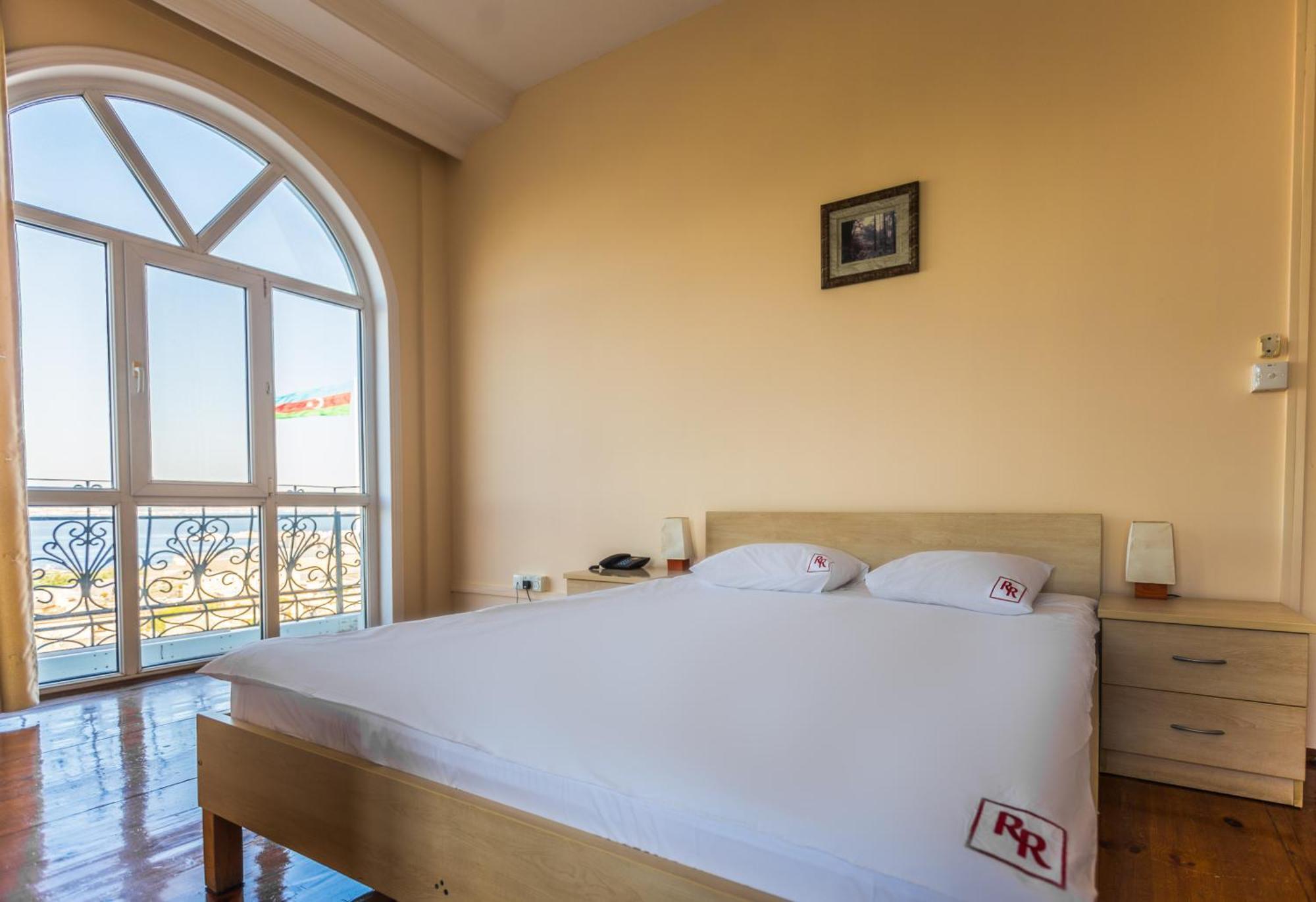 Red Roof Seaview Hotel 바쿠 외부 사진