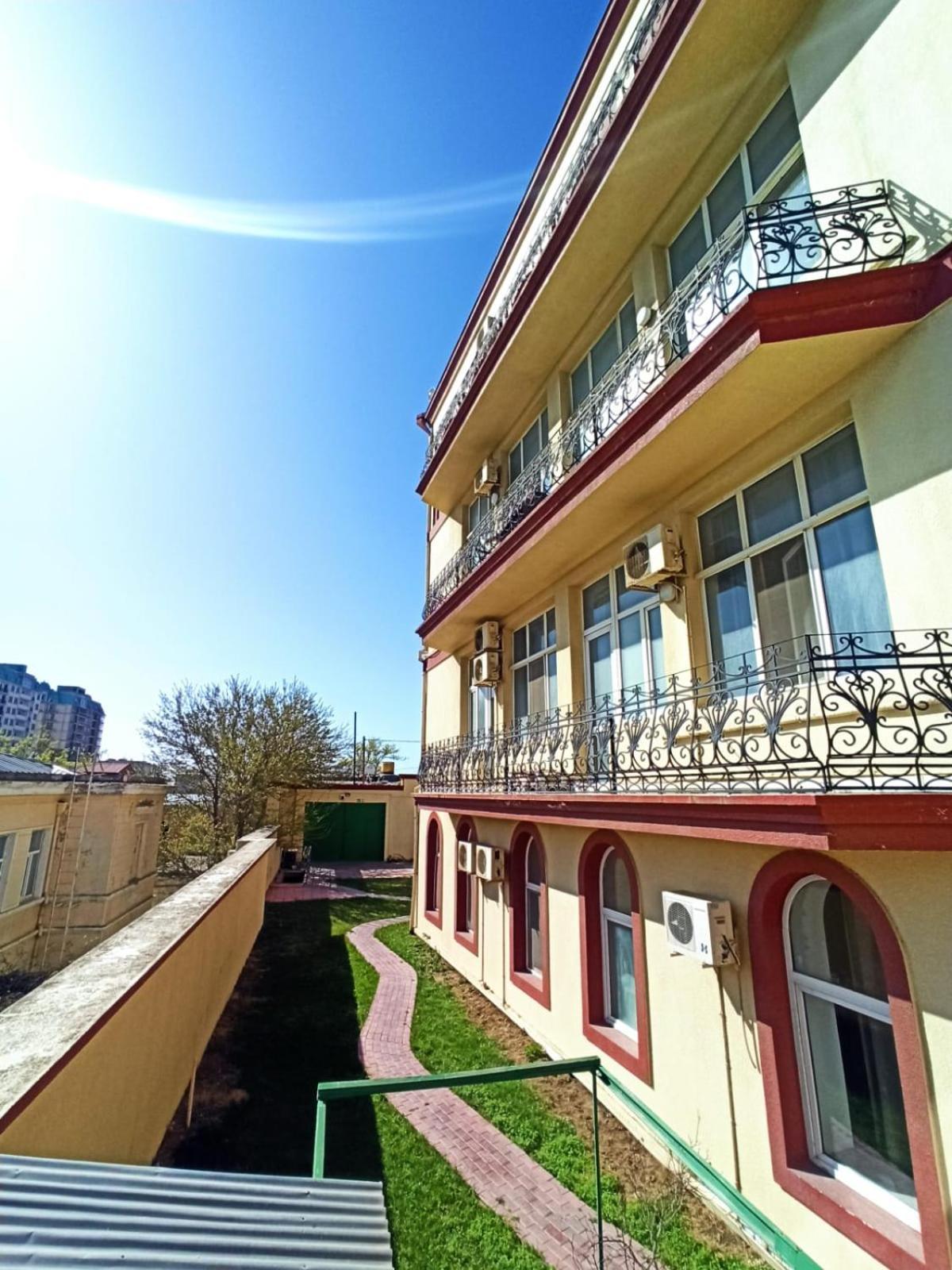 Red Roof Seaview Hotel 바쿠 외부 사진
